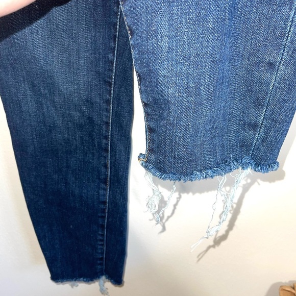 Good American Dark Wash High Rise Frayed Hem Ankle Skinny Jeans 31 15 Women’s - Picture 6 of 15